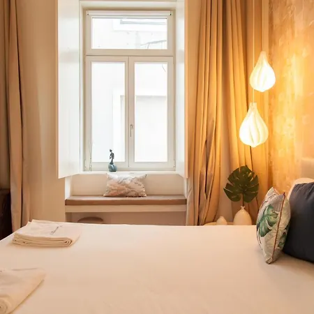Flh Chiado Nature شقة